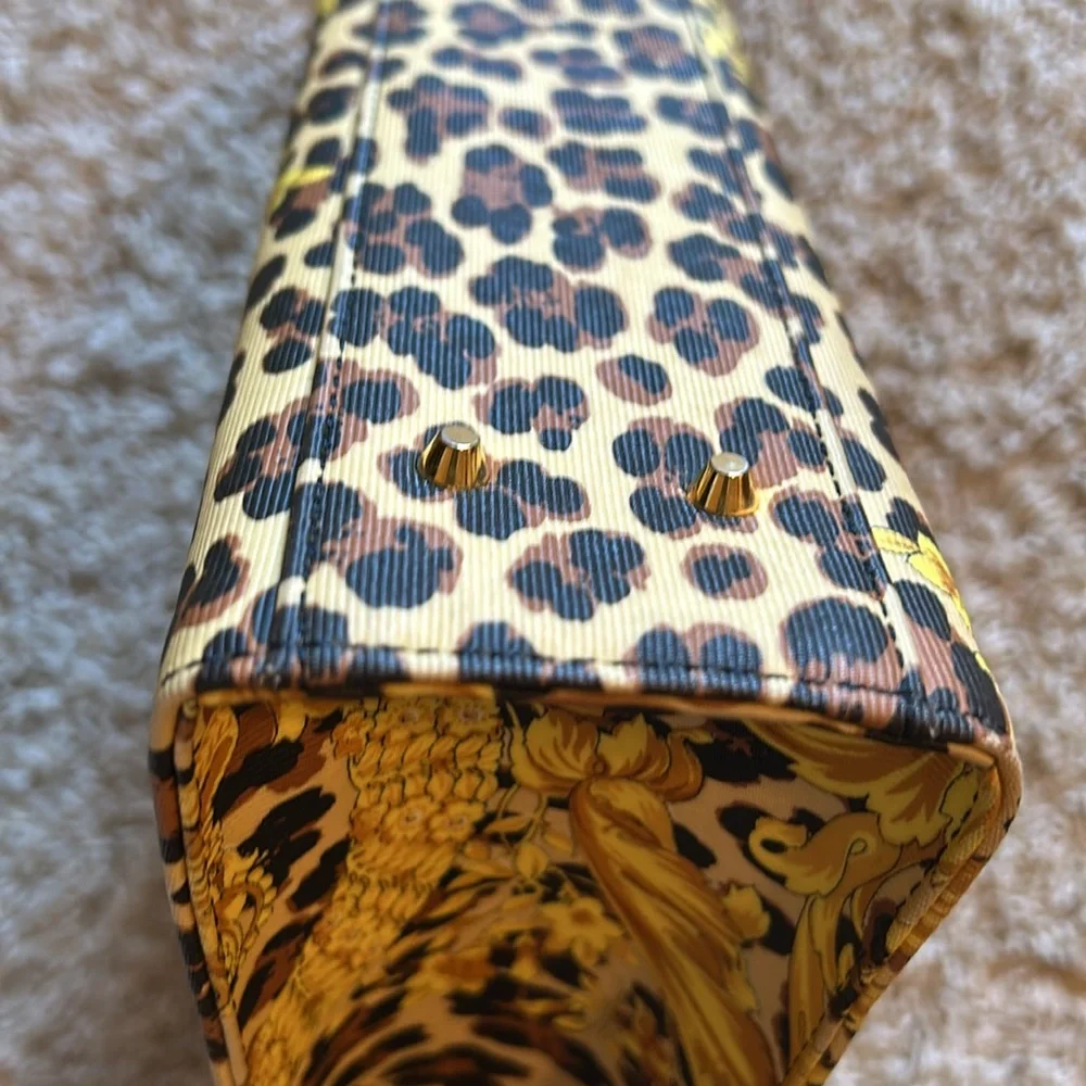 Versace Baroque Kelly Yellow and Black Top Handle Bag- Gorgeous! - Picture 6 of 12